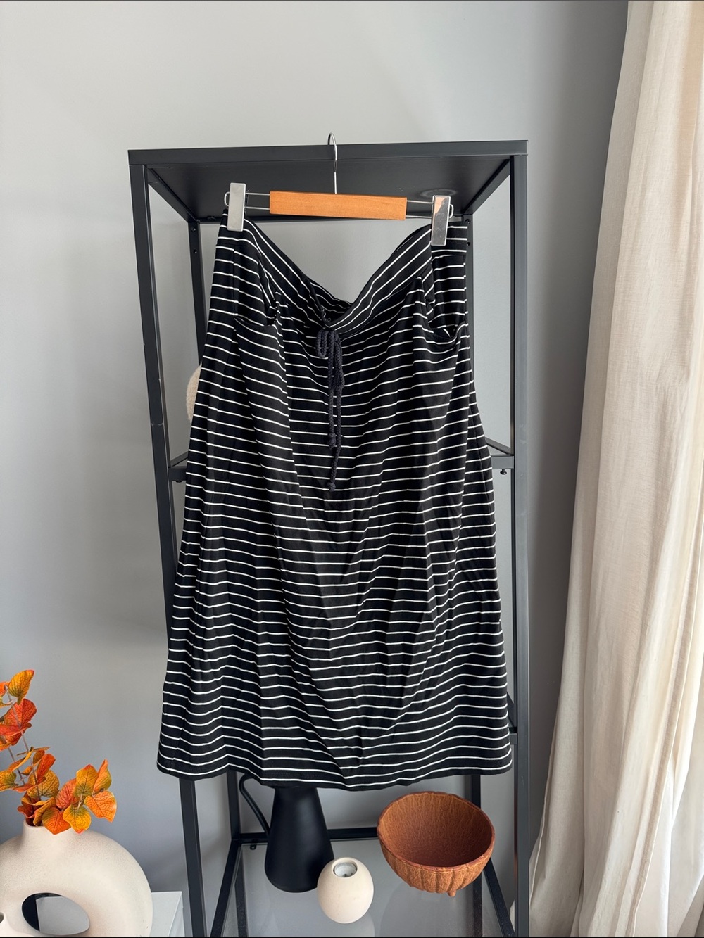 225.Black and White Striped Midi Skirt